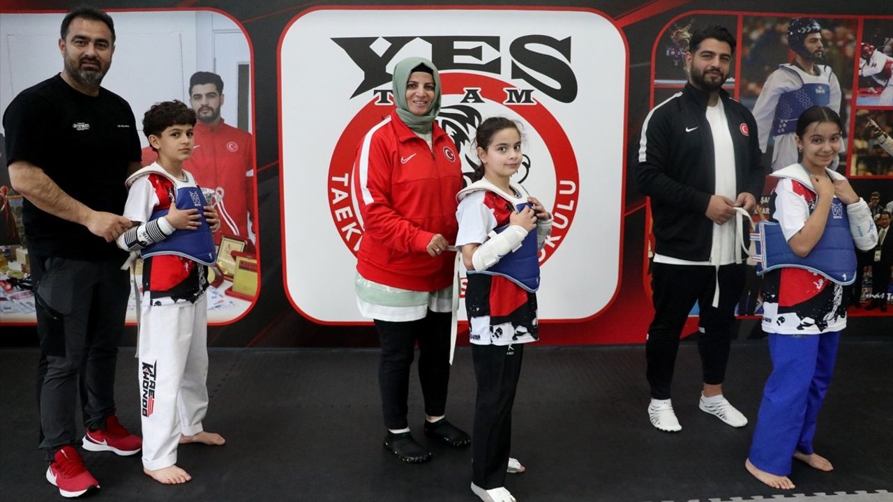 Sayan Ailesi: Tekvandoda Geleceğin Şampiyonlarını Yetiştiriyor