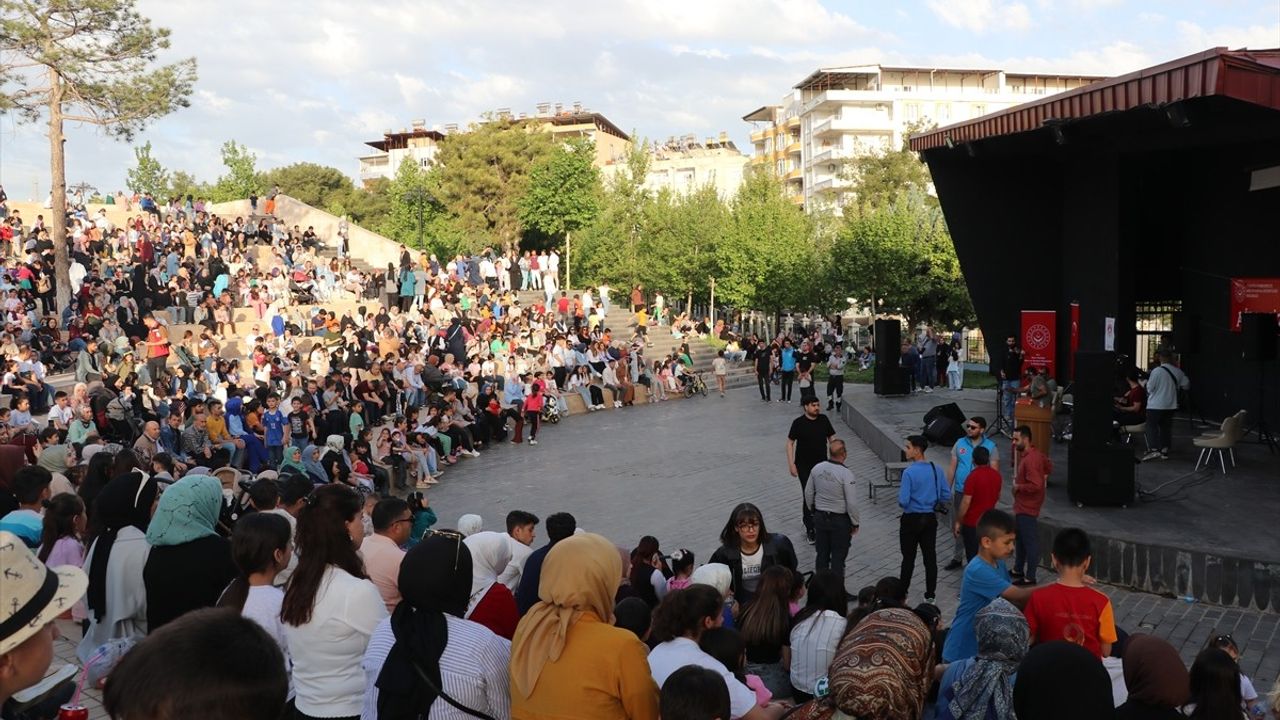 Siirt'te 'Aile Yılı' Etkinlikleri Kapsamında Konser Coşkusu