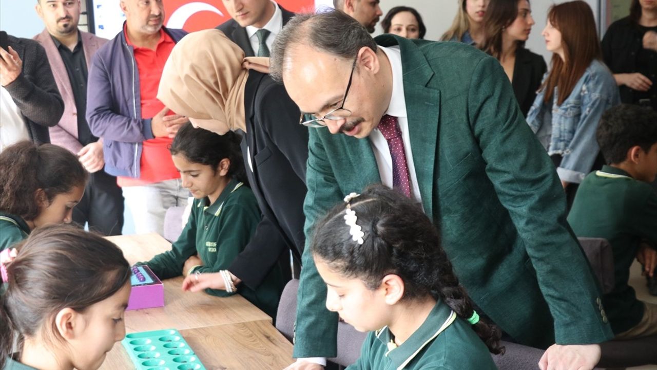 Siirt'te Yeni Bir Kütüphane ve Zeka Oyunları Sınıfı Açıldı