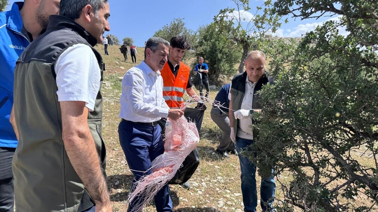 Şırnak'ta 'Orman Benim' Etkinliği ile Orman Yangınlarına Karşı Önlemler Alındı
