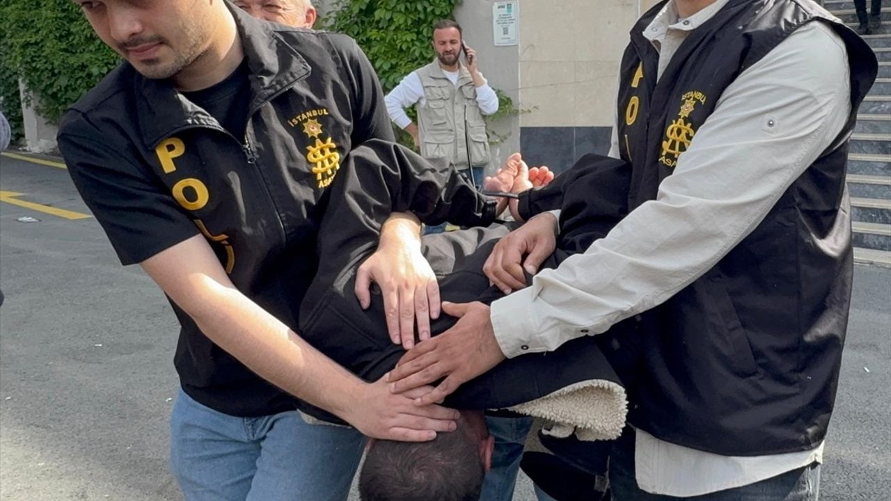 Şişli'de Eski Eş Cinayetinde 4 Zanlı Adliyeye Sevk Edildi