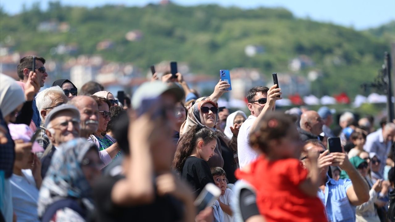 SOLOTÜRK, Ordu'da Nefes Kesen Gösteri Uçuşu Gerçekleştirdi
