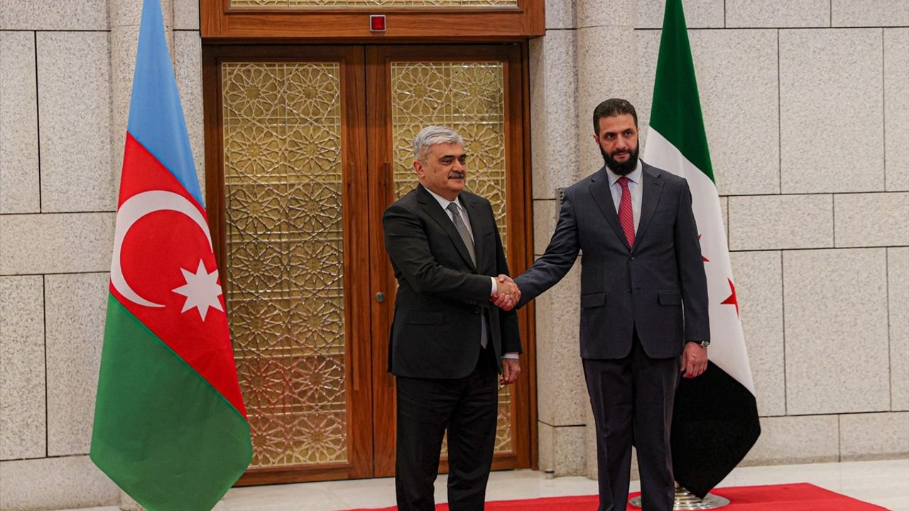 Suriye Cumhurbaşkanı Şara, Azerbaycan Heyetini Şam'da Ağırladı