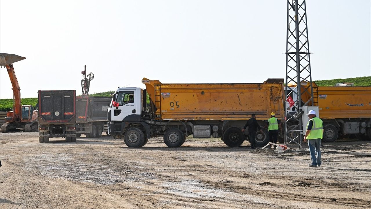 Tarım ve Orman Bakanı Yumaklı Adana'da Üreticilere Destek Vaadinde Bulundu