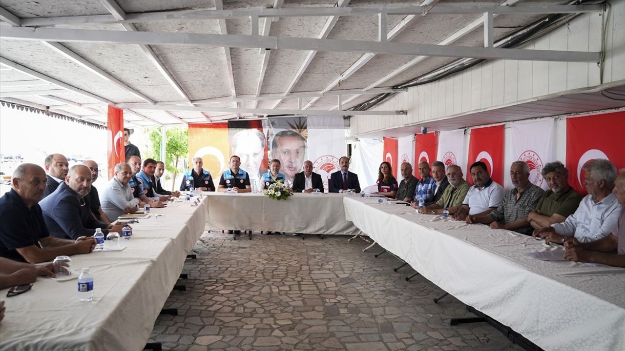 Tarım ve Orman Bakanı Yumaklı, Balıkçılara Destek Müjdesi Verdi