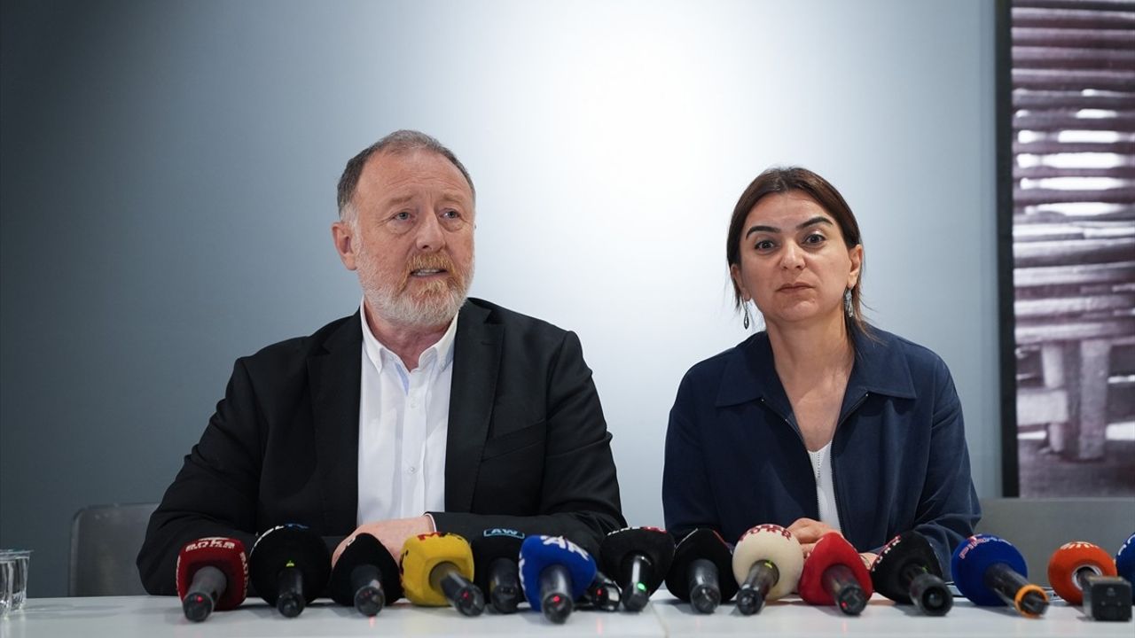 TBMM Başkanvekili Sırrı Süreyya Önder'e Taziyeler Kabul Edildi