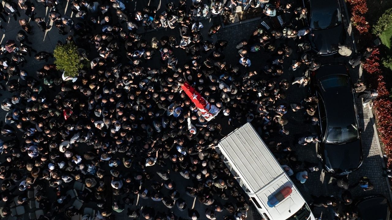 TBMM Başkanvekili Sırrı Süreyya Önder Son Yolculuğuna Uğurlandı