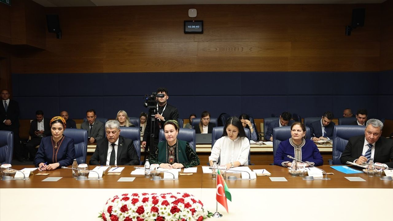TBMM İnsan Hakları Komisyonu Başkanı Yanık, Türkmenistan Ombudsmanı Gurbannazarovo ile Görüştü