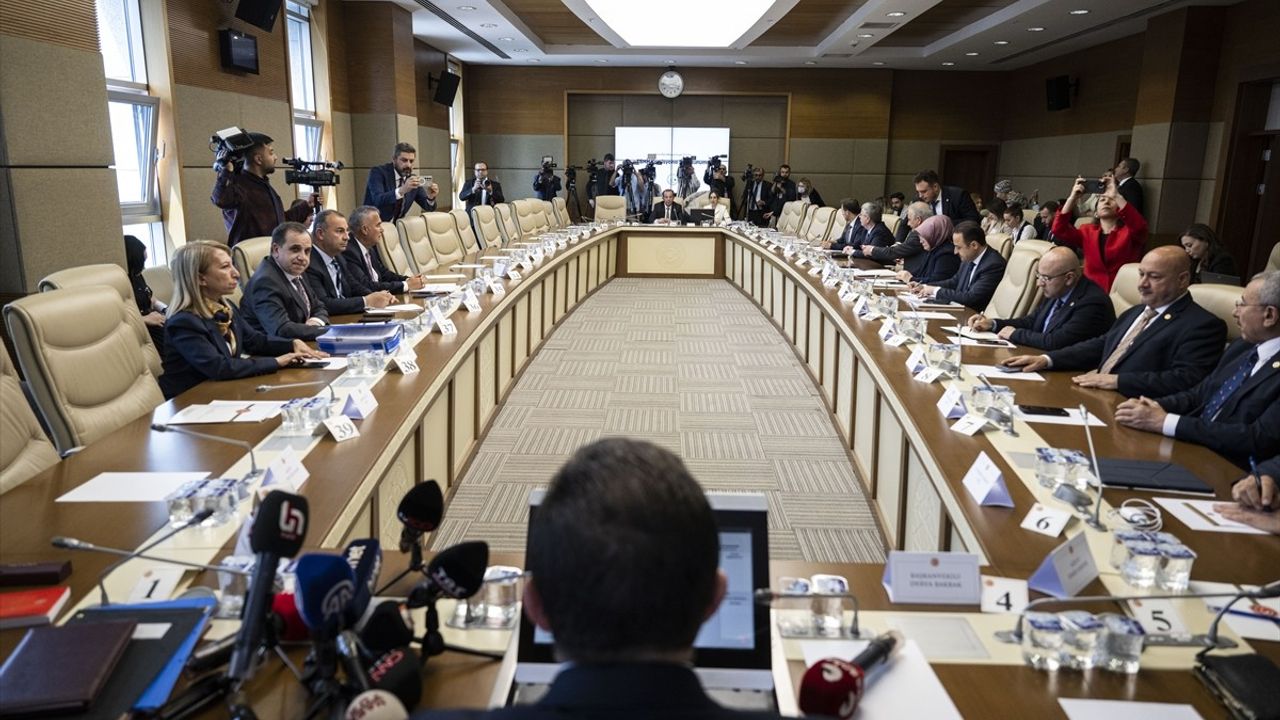 TBMM Komisyonu, Kartalkaya Yangınında Belediye Başkanı Özcan'ı Dinledi