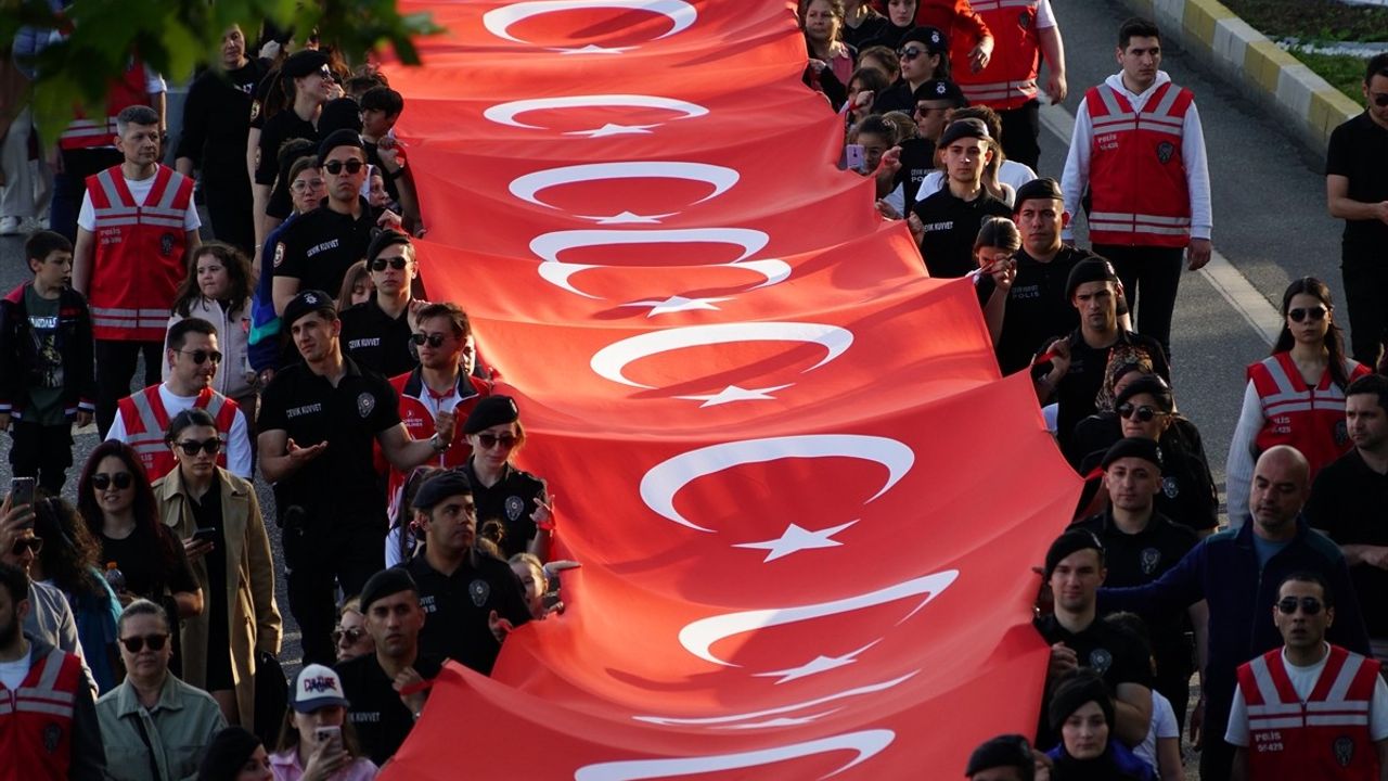 Tekirdağ'da 1919 Koreografisi ile 19 Mayıs Coşkusu