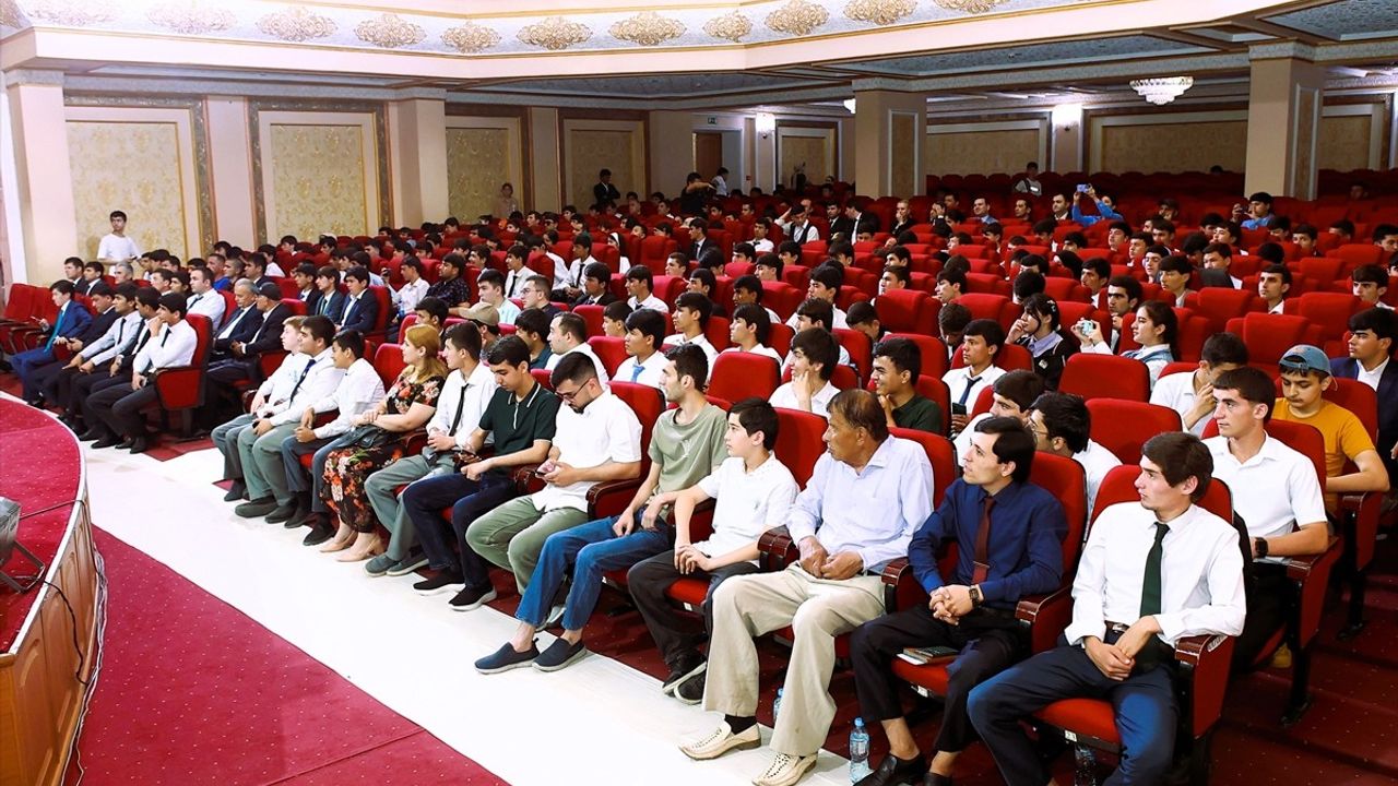 TİKA, Tacikistan'da 'Bokhtar IT-Forum 2025' Etkinliğini Gerçekleştirdi