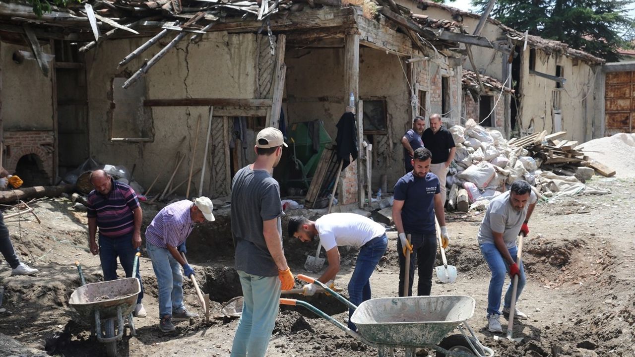 Tokat'ta Tarihi Mozaik İçin Kazı Çalışmaları Başlatıldı