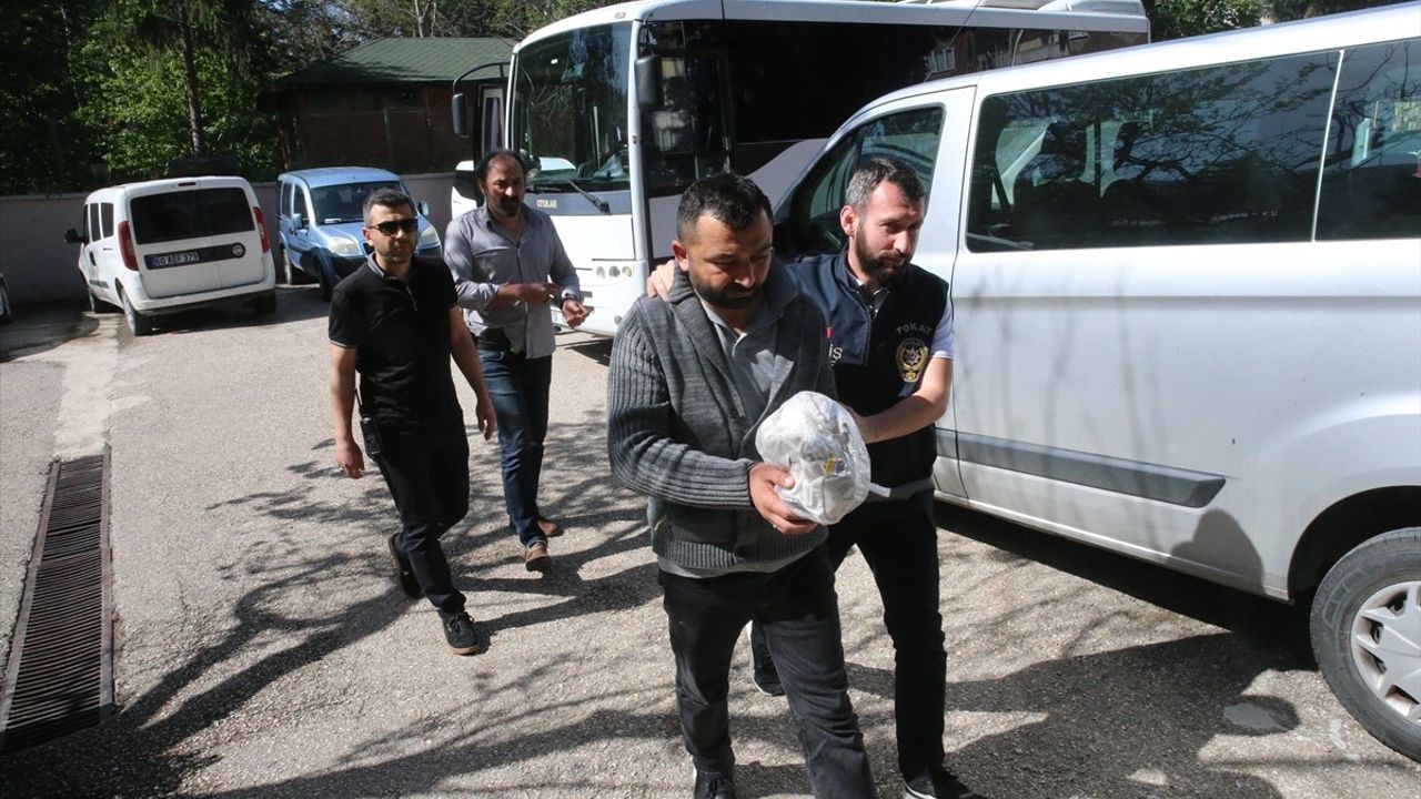 Tokat ve Sivas'ta 'Change' Operasyonu: 13 Zanlı Yakalandı