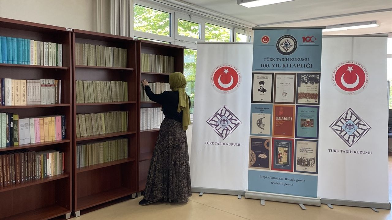 Trabzon Üniversitesi'nde Türk Tarih Kurumu Yüzüncü Yıl Kitaplığı Açıldı