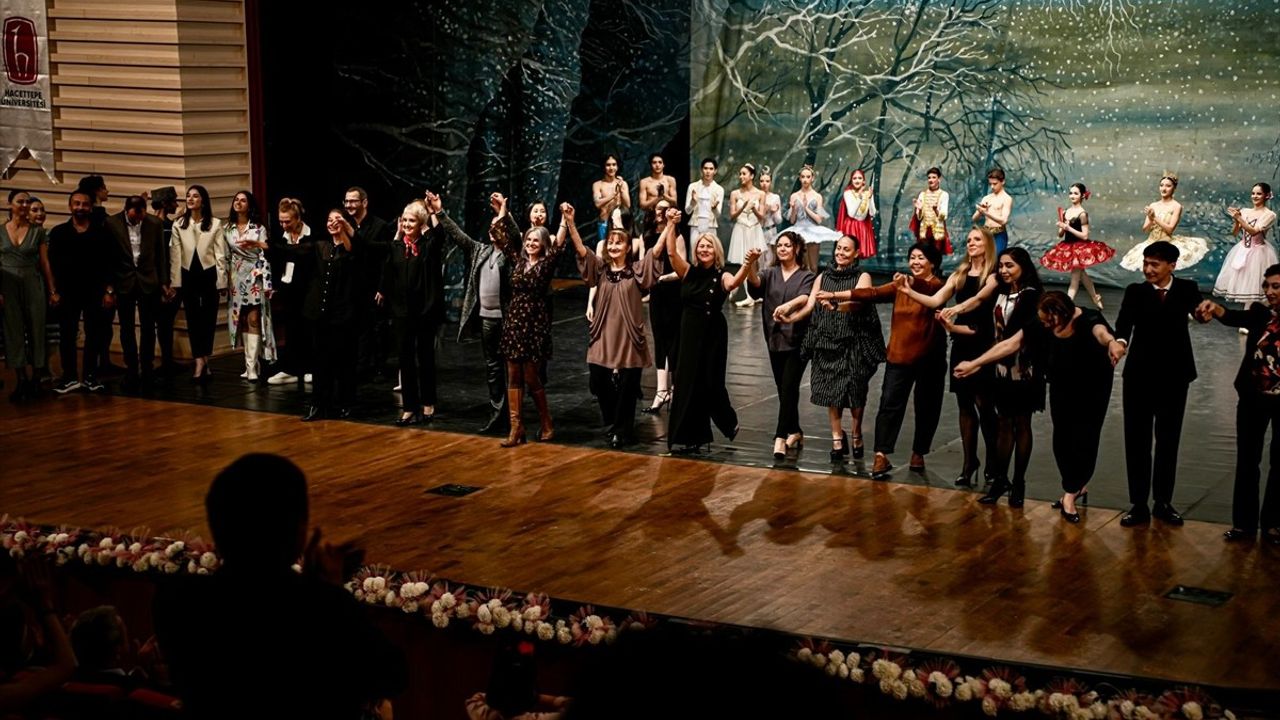 Türk Dünyası Devlet Bale Okulları Festivali Hacettepe'de Gerçekleşti