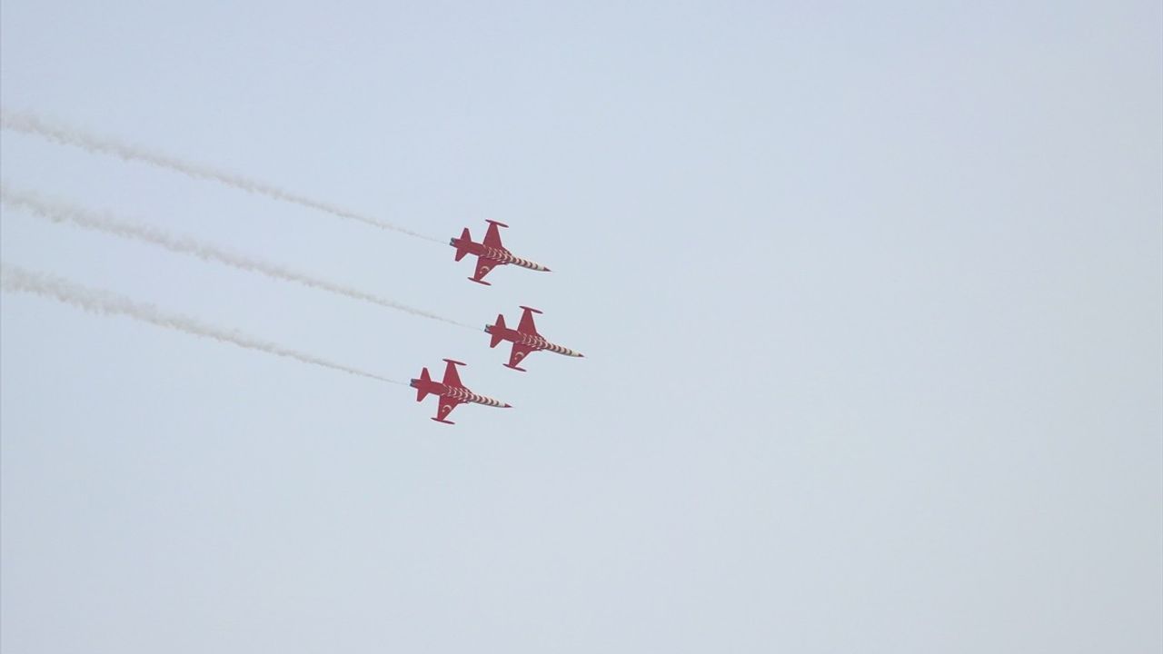 Türk Yıldızları ve SOLOTÜRK, Samsun'da Prova Uçuşu Gerçekleştirdi