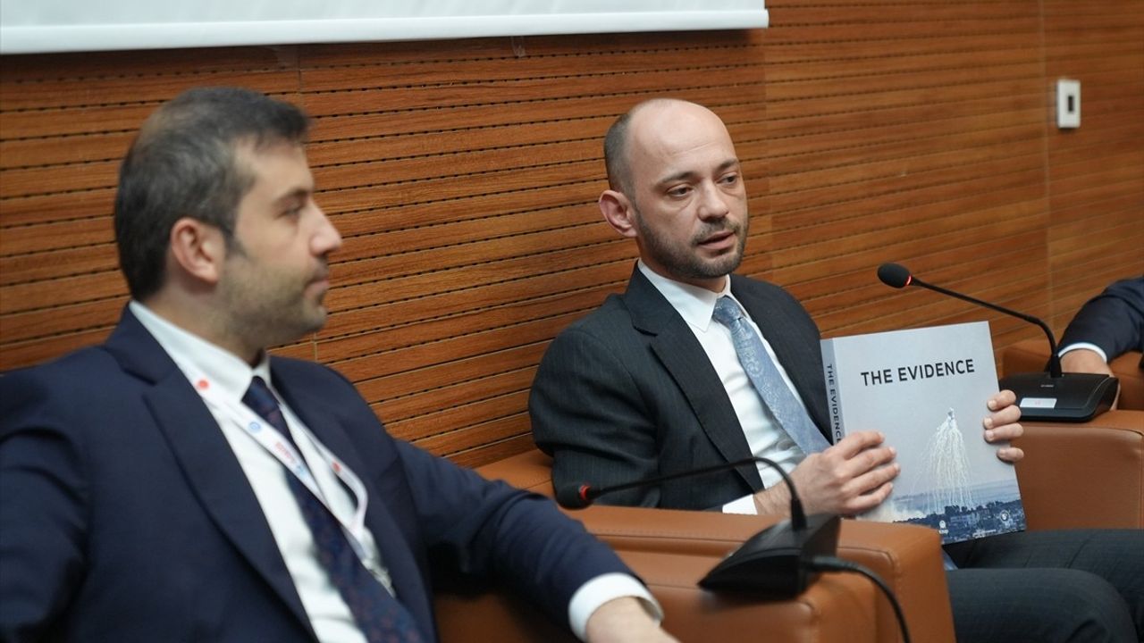 Türkiye Kamu Diplomasisi Panoraması Paneli Düzenlendi