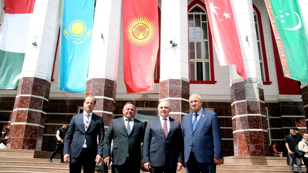 Türkiye'nin Bişkek Büyükelçisi Ökem, Kırgızistan'ın Oş Bölgesini Ziyaret Etti