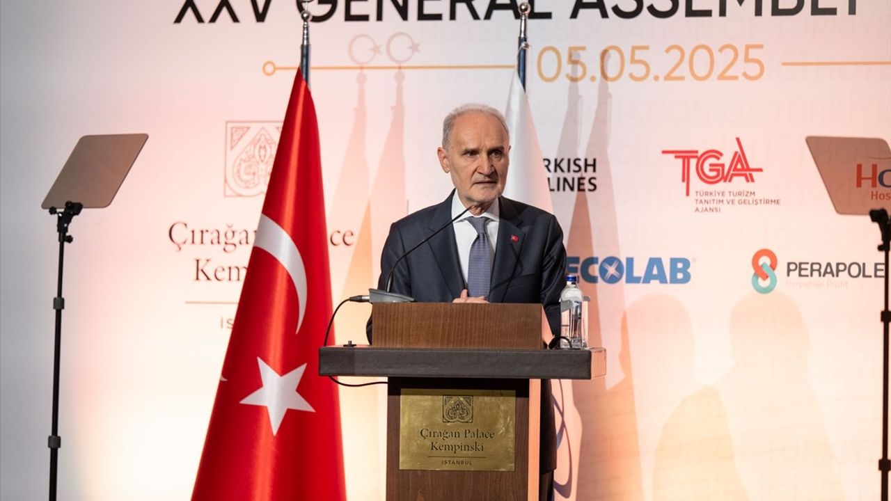 TÜROB 25. Olağan Genel Kurulu: Müberra Eresin Yeniden Başkan Seçildi