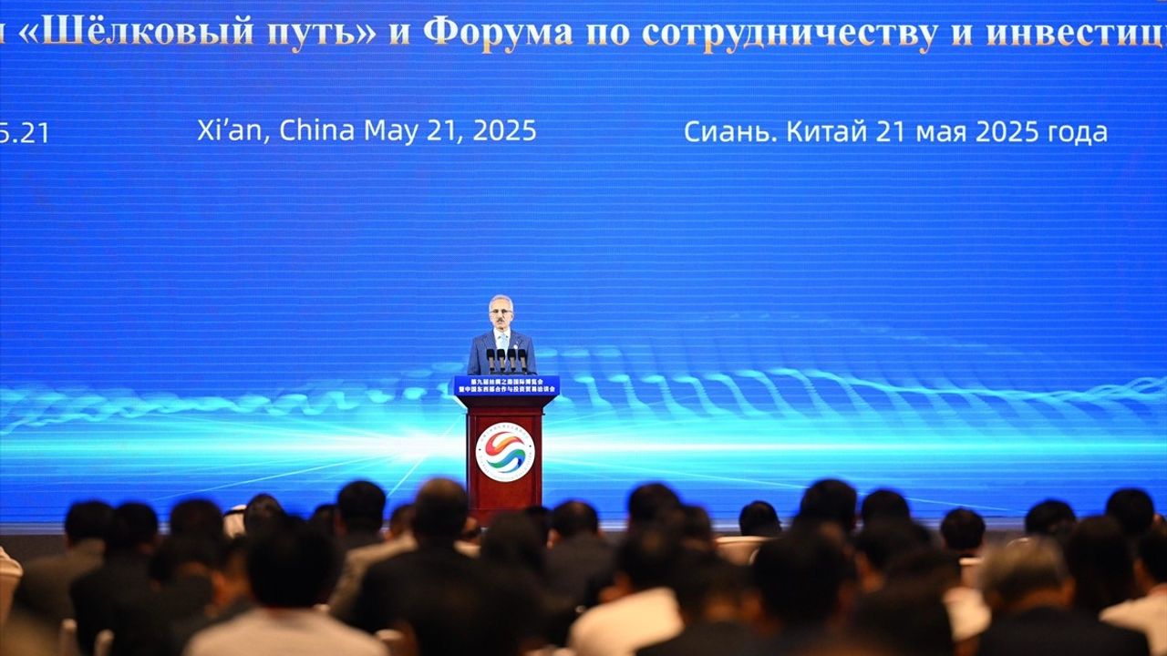 Ulaştırma Bakanı Uraloğlu, 9. İpek Yolu Fuarı'nda Geleceği İşaret Etti