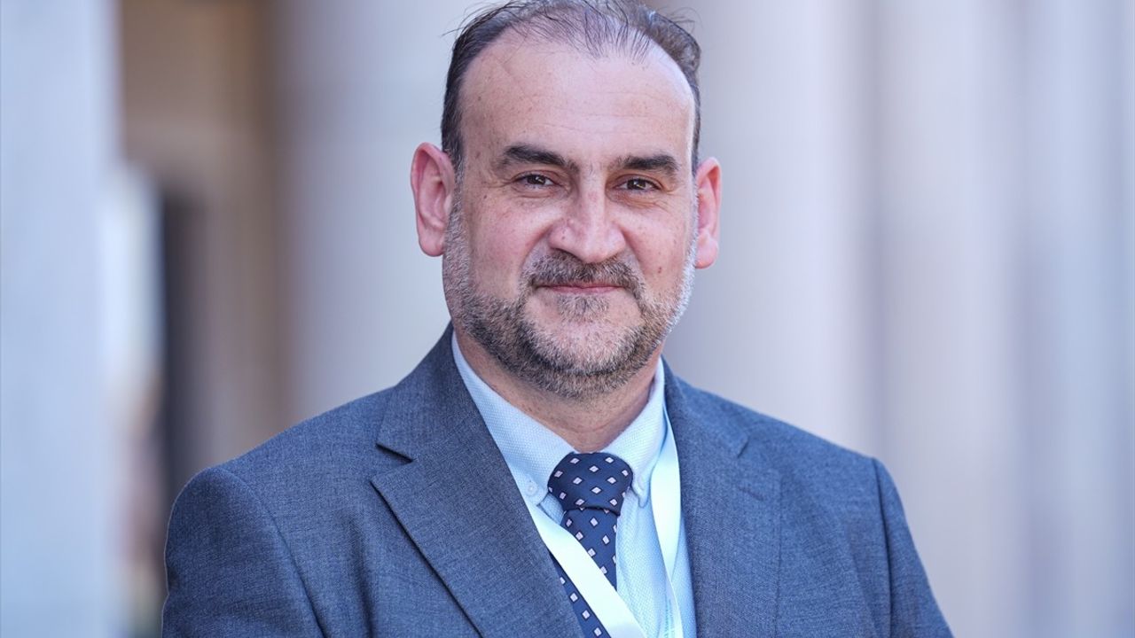 Uluslararası Aile Sempozyumu'nda Suriyeli Ailelerin Psikolojik Durumu Tartışıldı