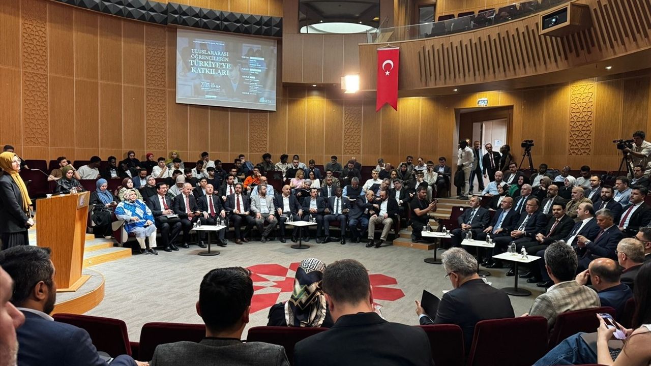 Uluslararası Öğrencilerin Türkiye'ye Katkıları Raporu Yayınlandı