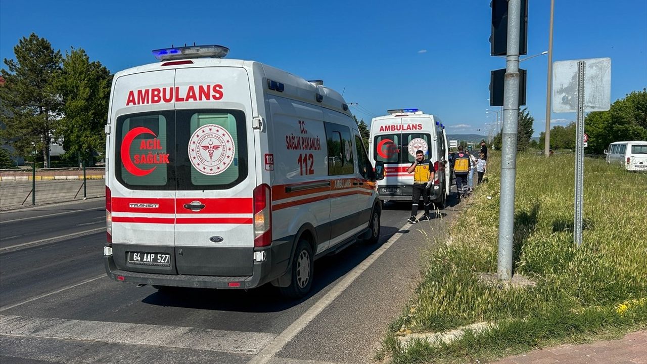 Uşak'ta Zincirleme Trafik Kazası: 7 Yaralı