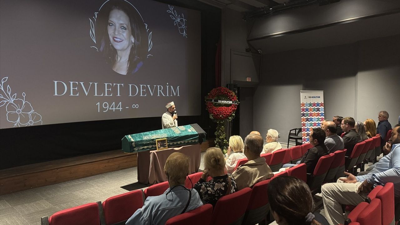 Usta Oyuncu Devlet Devrim Son Yolculuğuna Uğurlandı