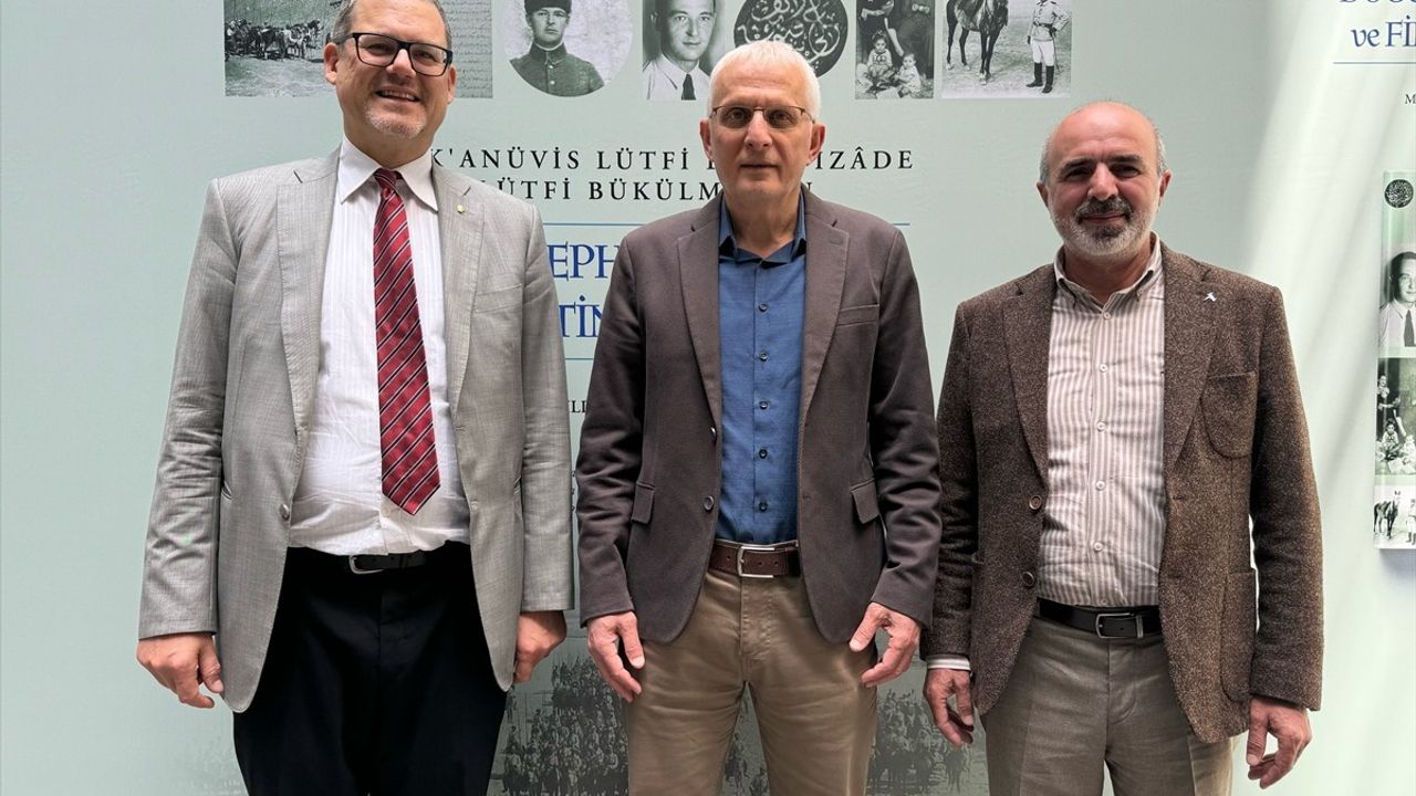 Vakanüvis Lütfi Efendizade Lütfi Bükülmez'in Hatıraları Okurlarla Buluştu