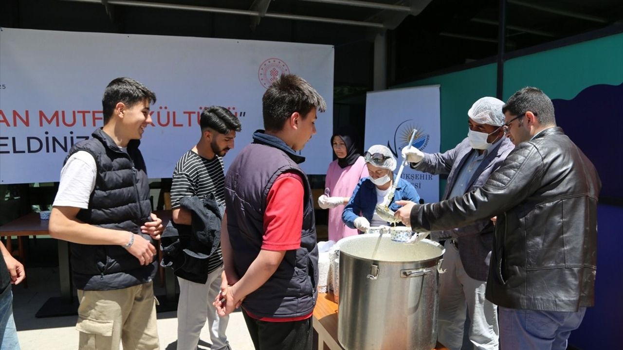 Van ve Bitlis'te Türk Mutfağı Haftası Coşkusu