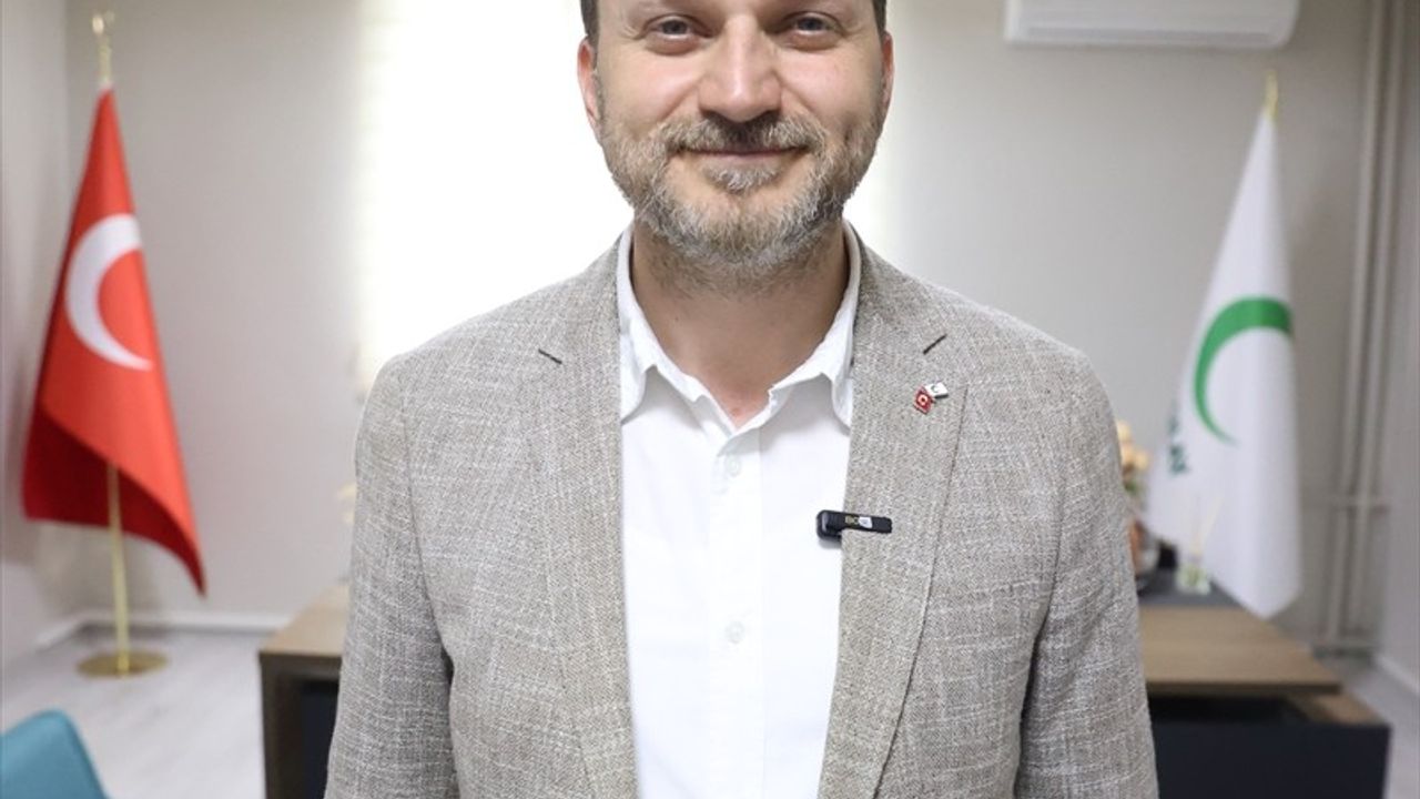 Yeşilay Başkanı Dinç'ten Alışveriş Bağımlılığı Uyarısı