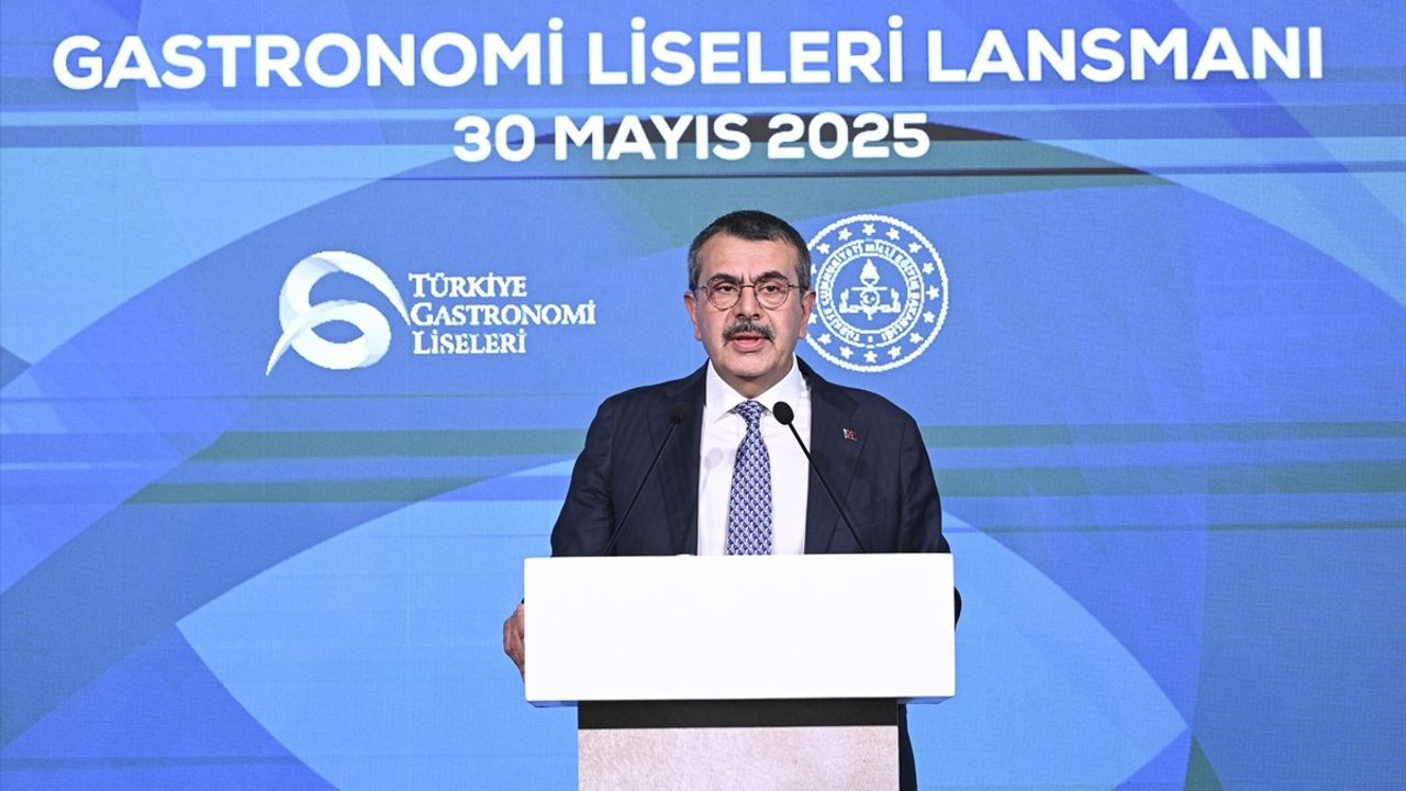 Yusuf Tekin, Türkiye Gastronomi Liseleri Projesi'ni Tanıttı