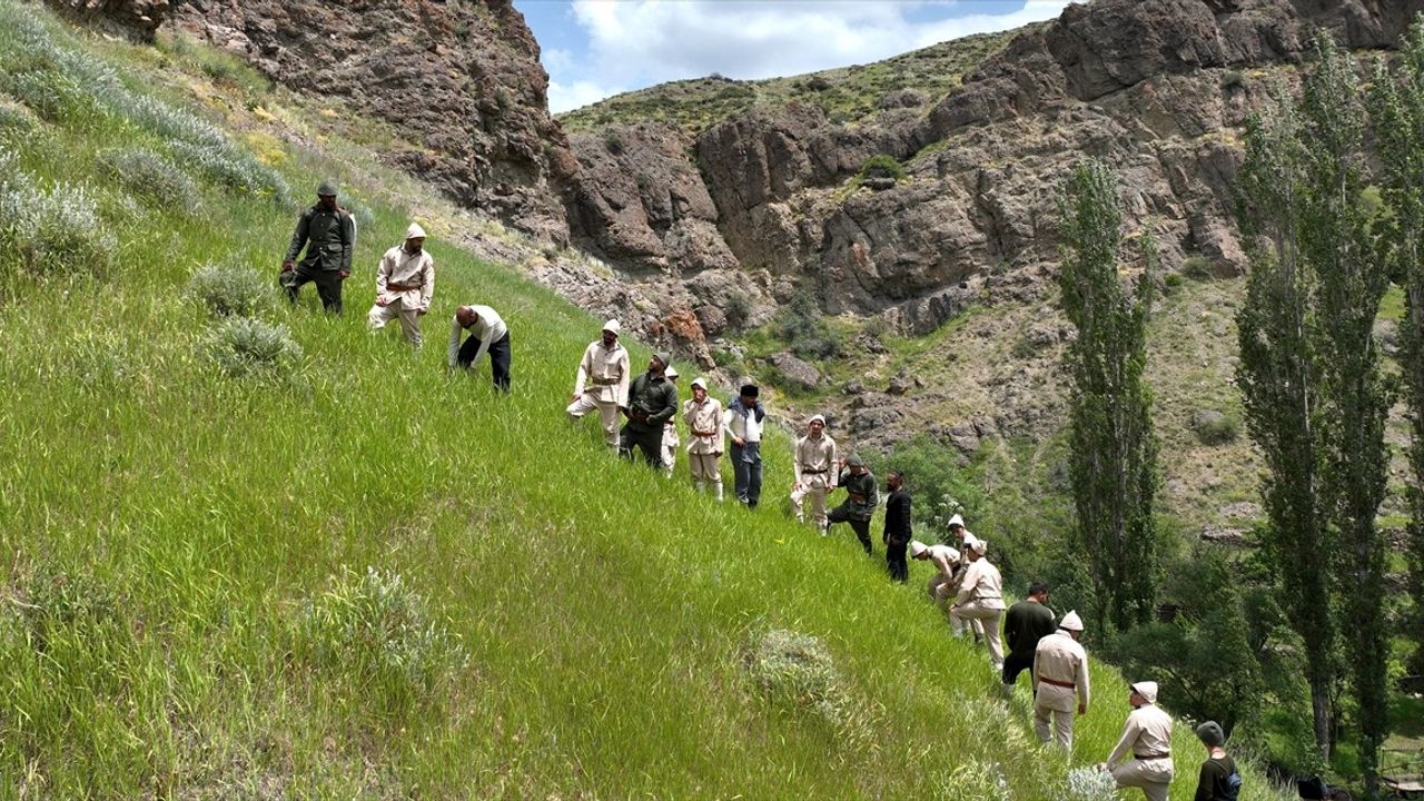 107 Yıl Önceki Kaya Tırmanışı Erzurum'da Yeniden Canlandırıldı