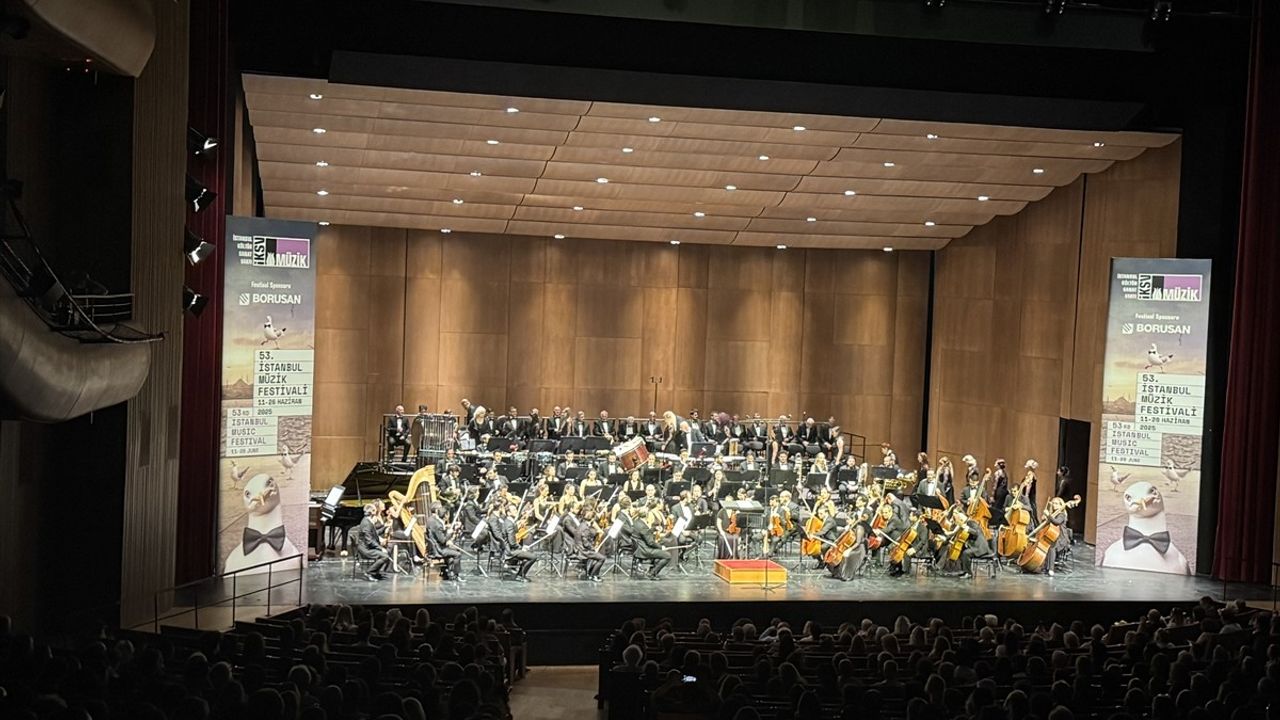 53. İstanbul Müzik Festivali, AKM'de Görkemli Açılışla Başladı