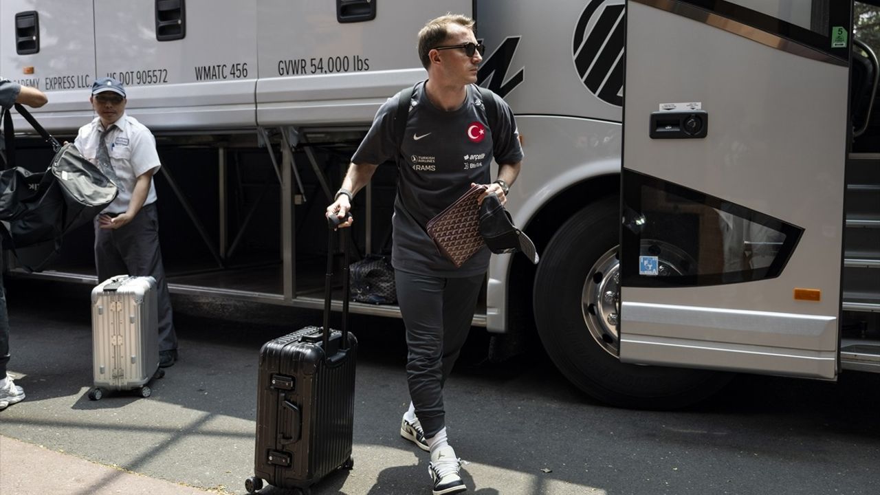 A Milli Futbol Takımı, ABD Maçı İçin Hartford'a Ulaştı