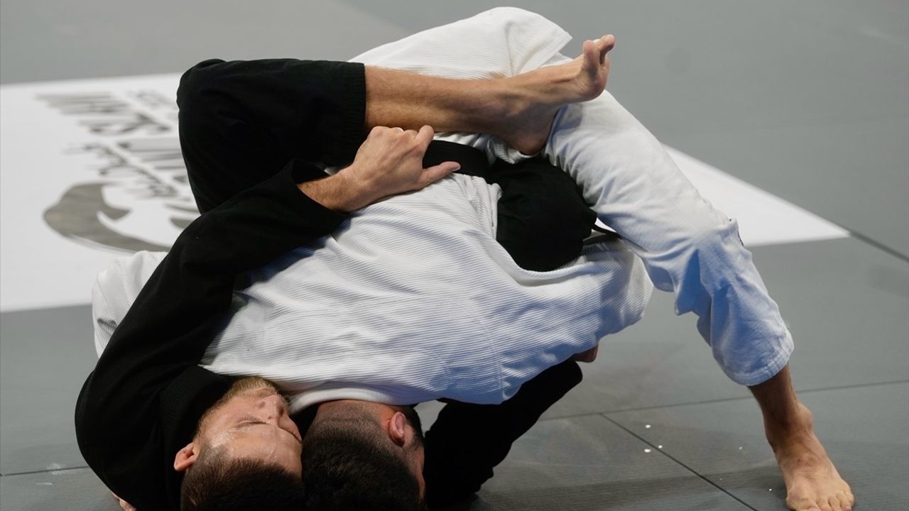 Abu Dhabi Grand Slam Ju Jitsu Dünya Turu İstanbul'da Başladı