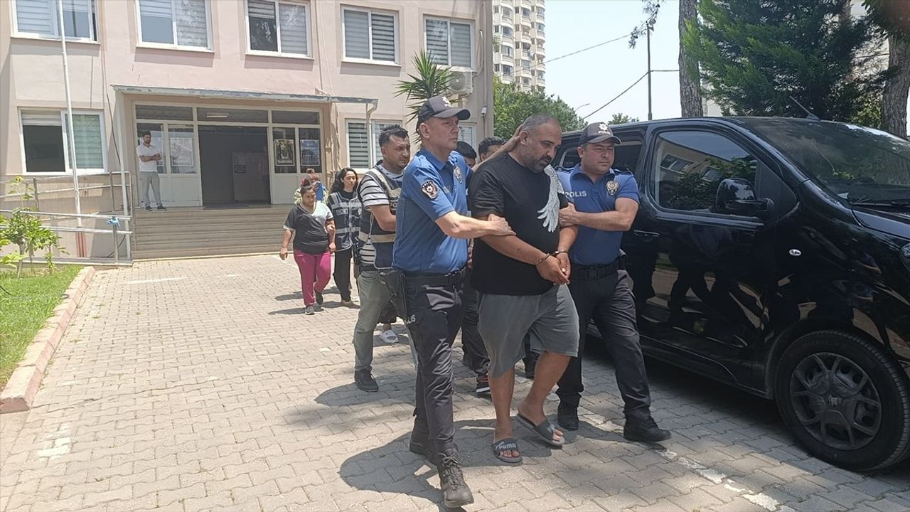 Adana'da Dolandırıcılık Operasyonu: 7 Zanlıdan 4'ü Tutuklandı