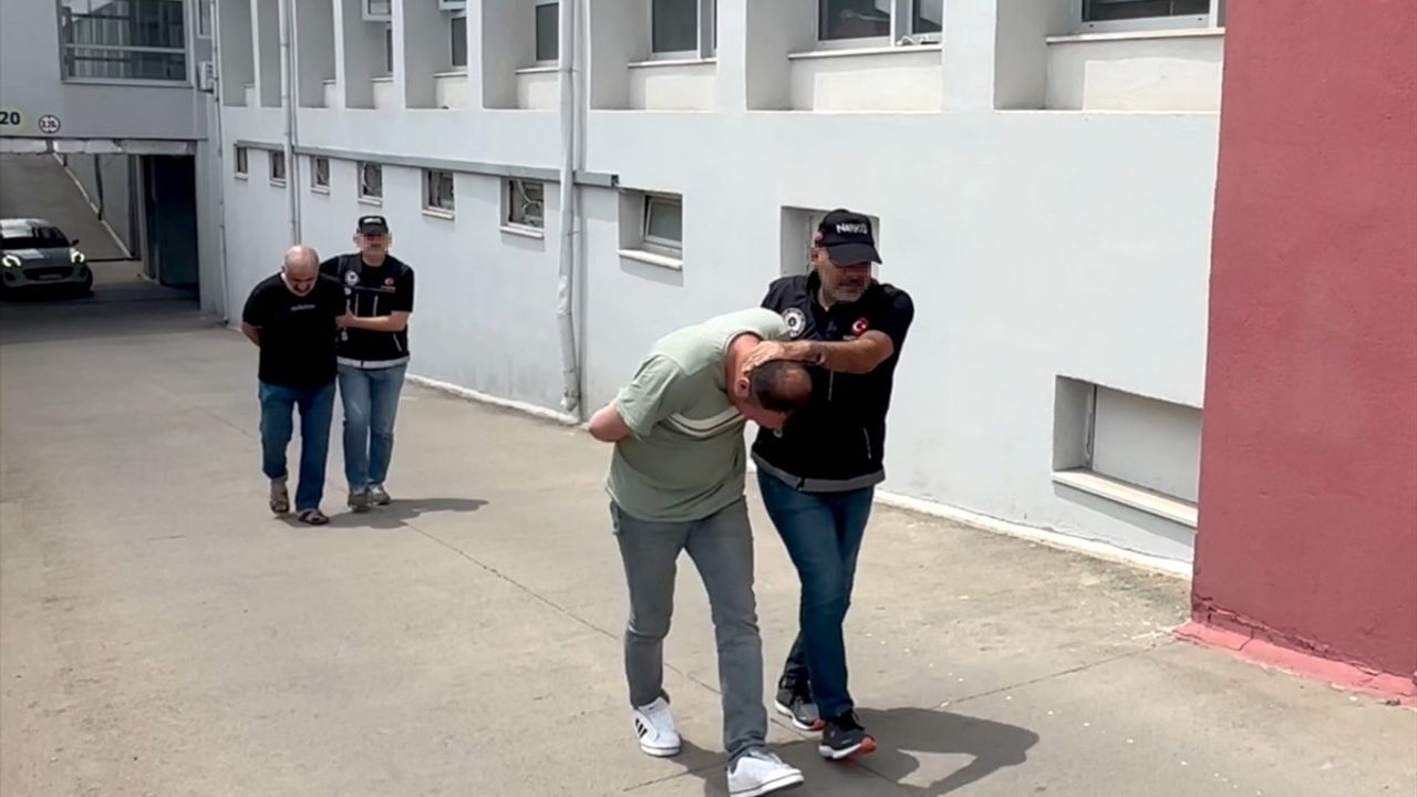 Adana'da Uyuşturucu Operasyonu: İki Zanlı Tutuklandı