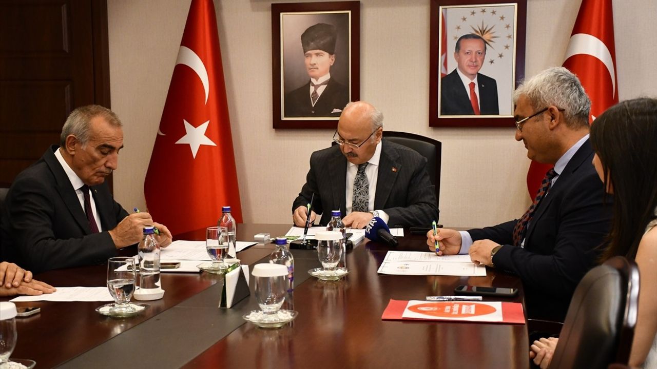 Adana'da Yeni Evlilere ve Ailelere Mobilya ile Beyaz Eşya İndirimi