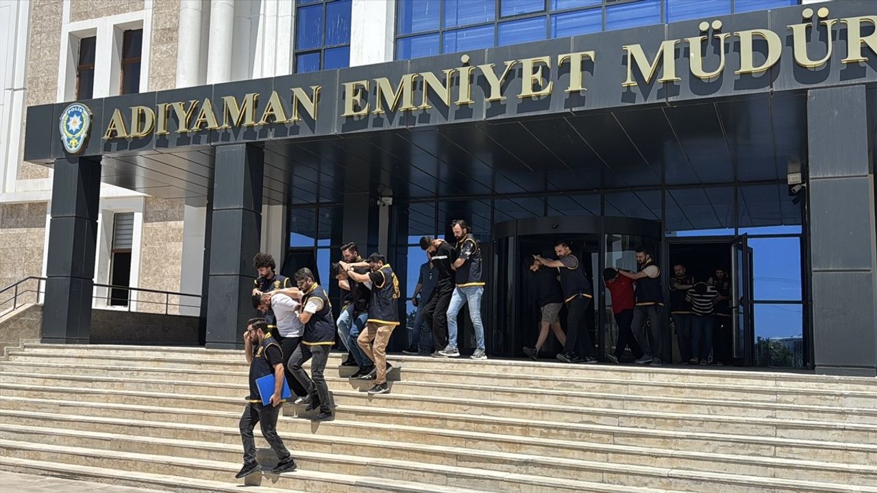 Adıyaman'da Cinayet Soruşturmasında 5 Şüpheli Tutuklandı