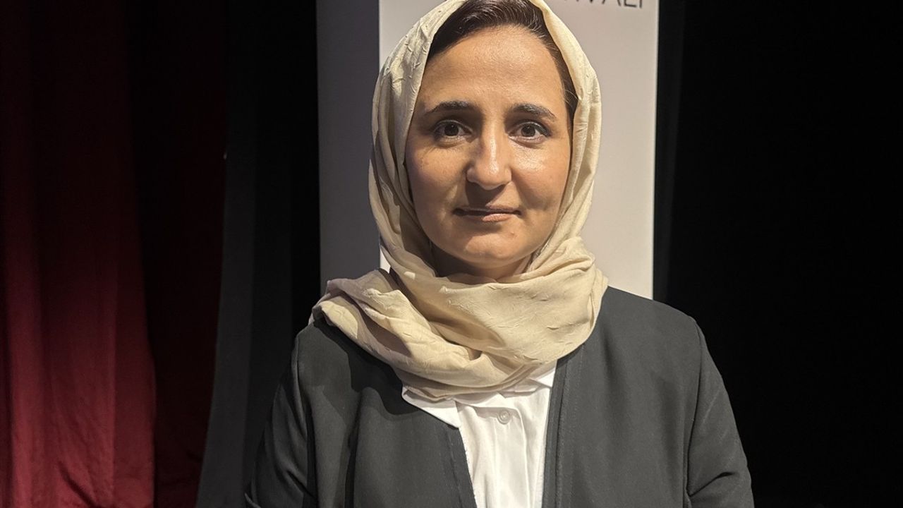 Afganistanlı Genç Sinemacı Vega, Türkiye'de Kültürlerarası Bağları Güçlendiriyor