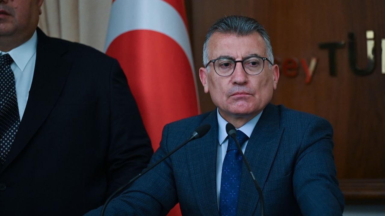 AK Parti'den Enerji ve Maden Düzenlemeleri: Yeni Kanun Teklifi TBMM'ye Sunuldu