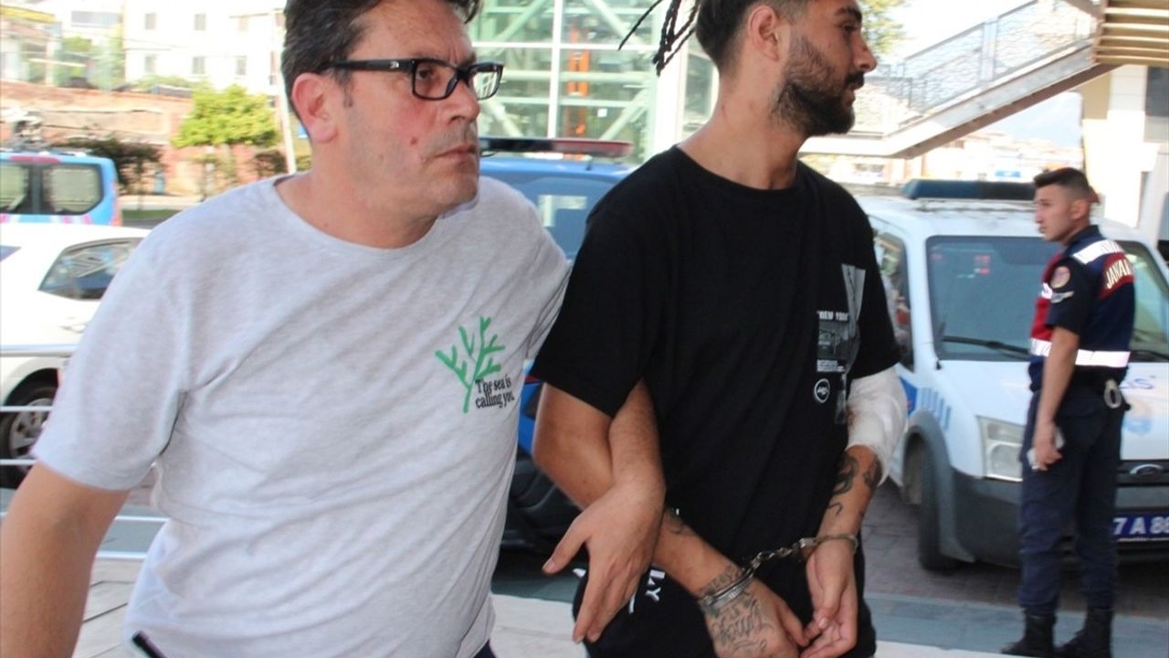 Alanya'da Tartışma Kanlı Bitti: Zanlı Tutuklandı