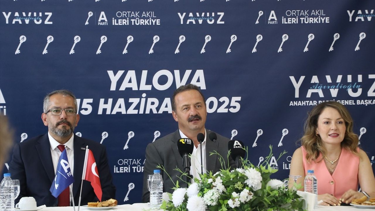 Anahtar Parti Genel Başkanı Ağıralioğlu Yalova'da Esnafı Ziyaret Etti