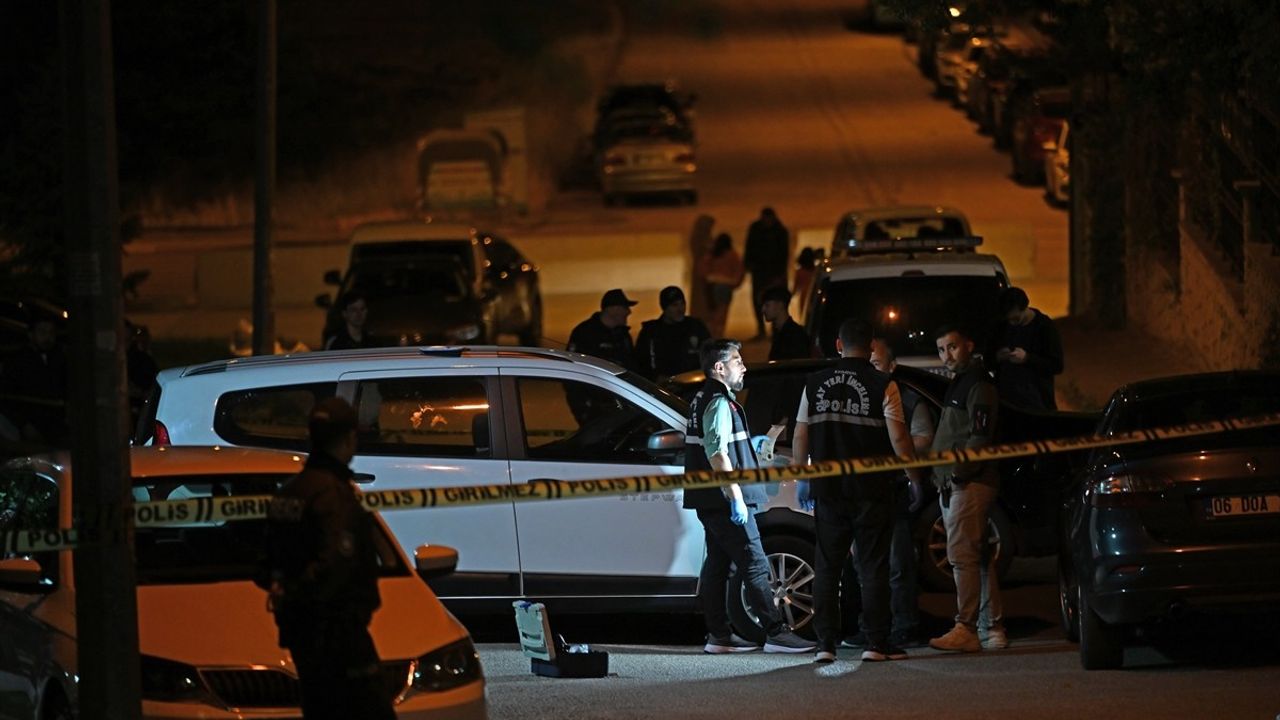 Ankara'da Kız İstemede Kavga: Polis Memuru Ağır Yaralandı