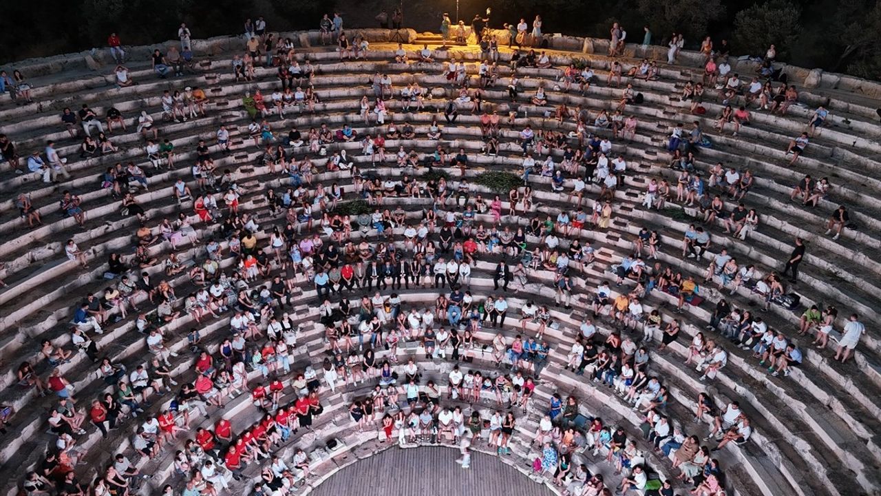 Antalya'da 4. Kaş Uluslararası Film Festivali Heyecanı Başladı