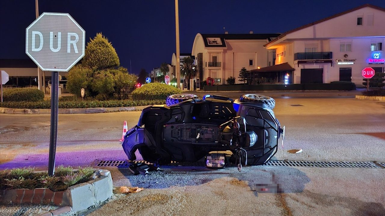 Antalya'da ATV Devrildi: 2 Yaralı, 1'inin Durumu Ciddi