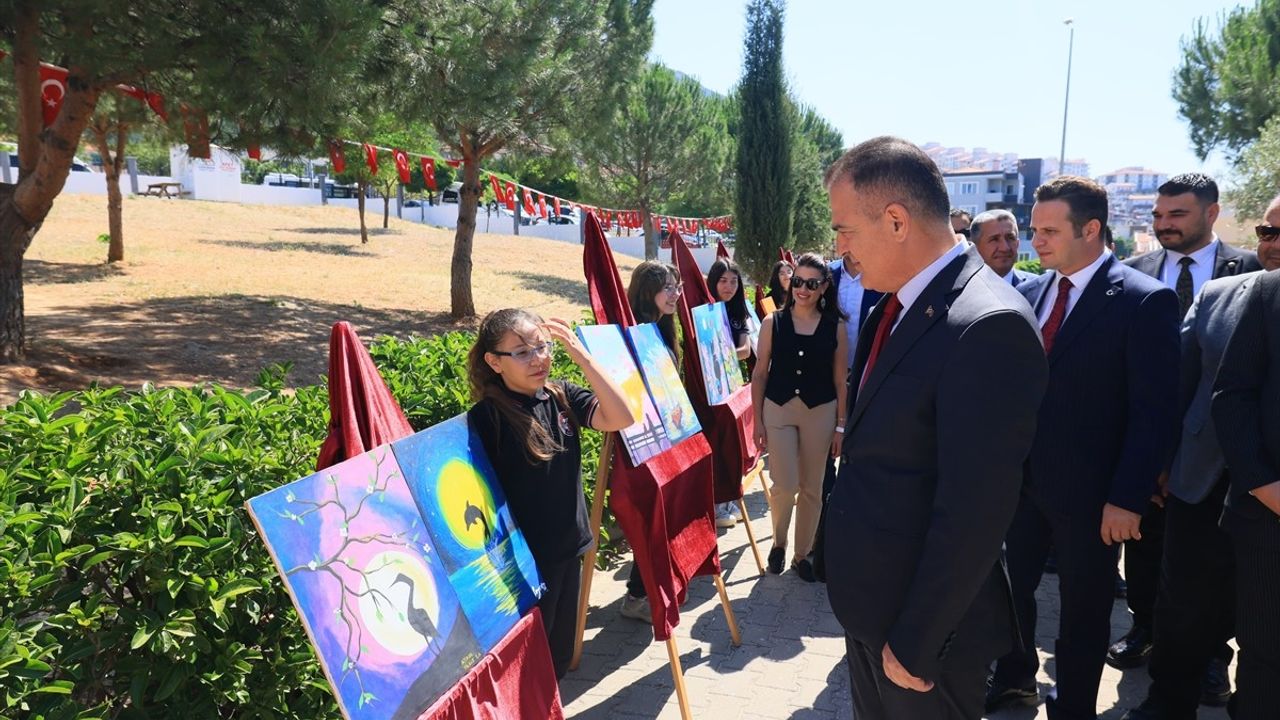 Antalya, Muğla, Isparta ve Burdur'da Karne Heyecanı: Öğrenciler Yaz Tatiline Girdi