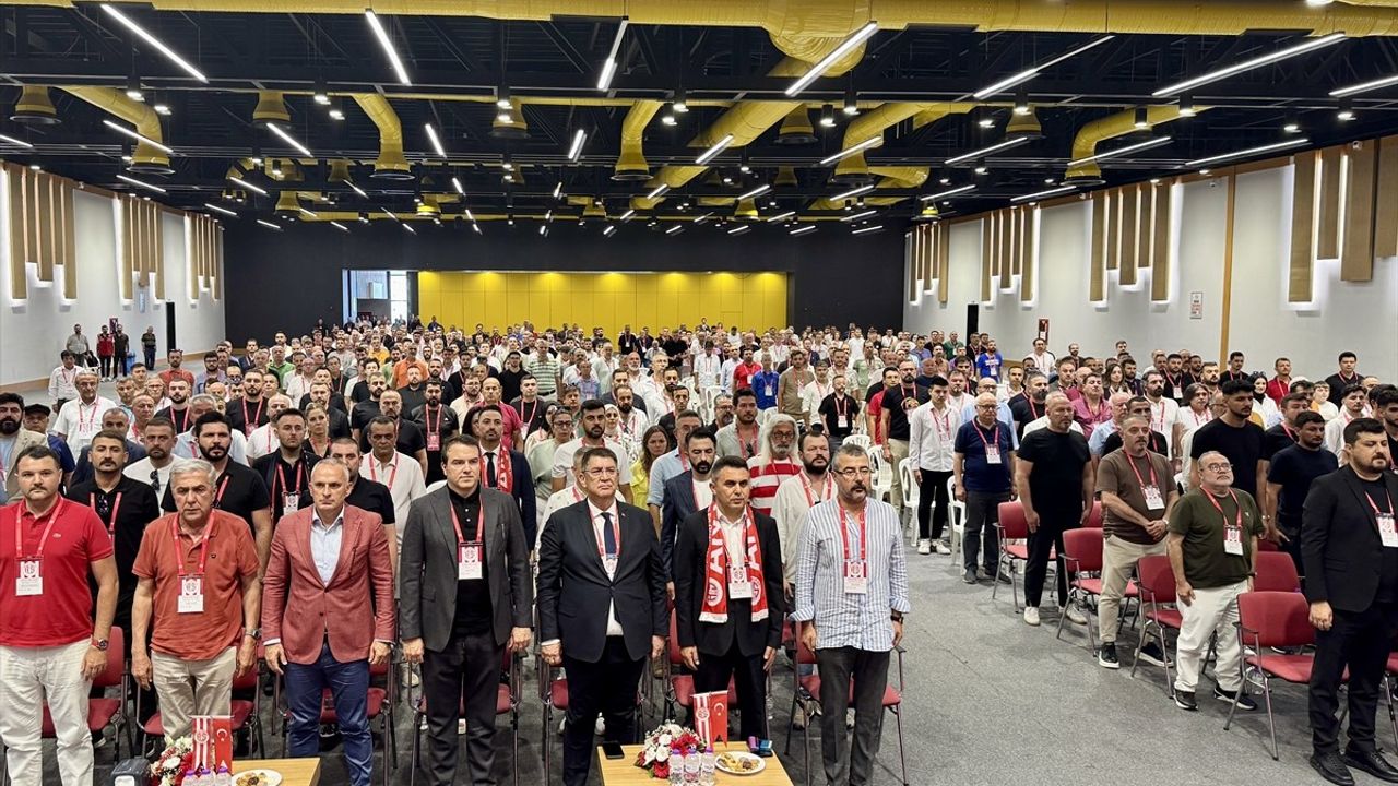 Antalyaspor Başkanı Ergün, Olağanüstü Genel Kurul Çağrısında Bulundu