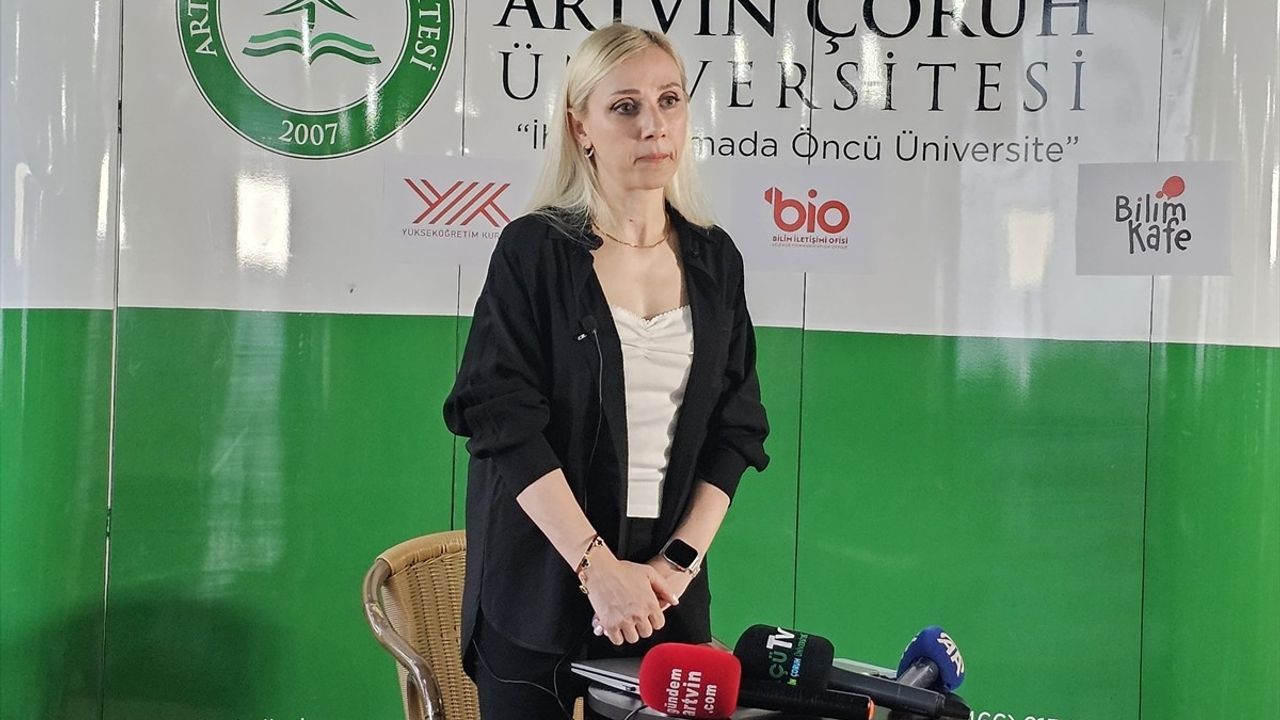 Artvin'de Tıbbi Aromatik Lezzetler Programı Düzenlendi